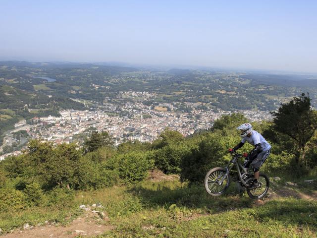 Pic Du Jer Vtt De Descente Bd©p. Vincent Ot Lourdes 2013