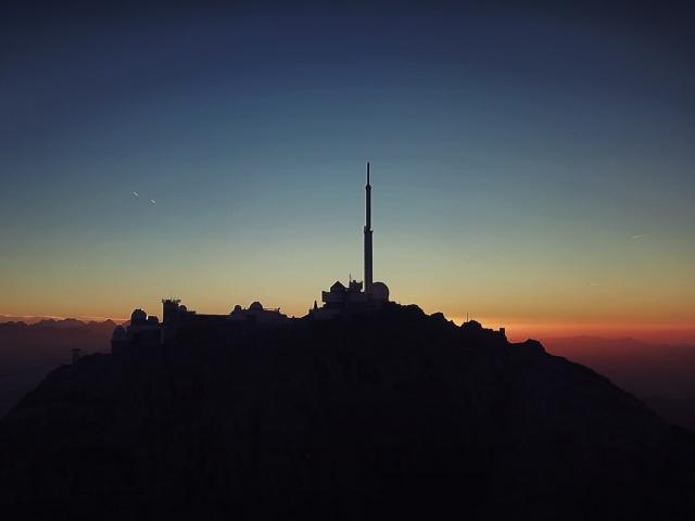 Coucher de soleil au Pic du Midi de Bigorre à proximité de Lourdes