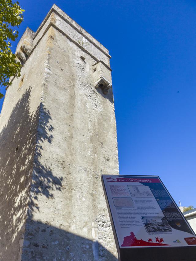 Panneau tour de Garnavie parcours touristique