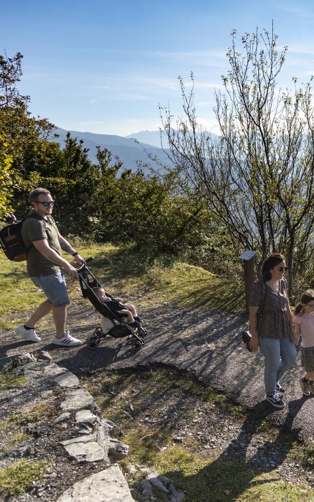 Balade facile en famille au pic du Jer