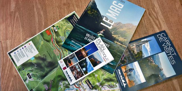 Brochures et guides