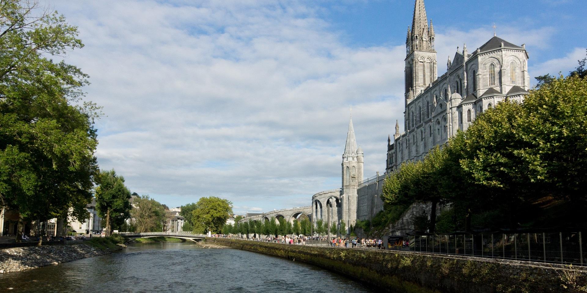 Heiligdom Onze-Lieve-Vrouw van Lourdes | Toeristische dienst van Lourdes