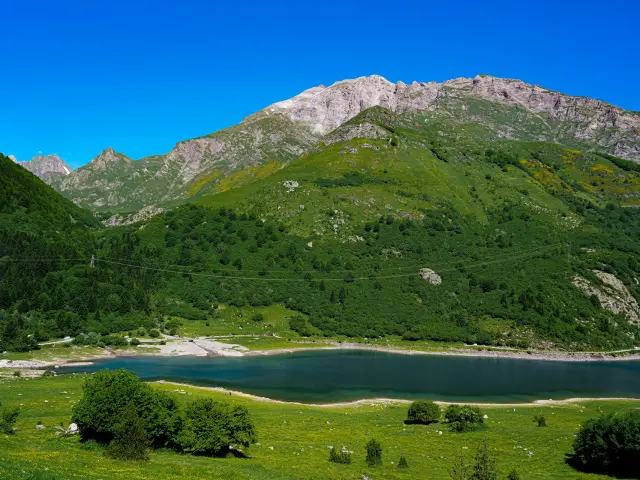 June 2024 Lac Du Tech Laury Bertrand Atvg