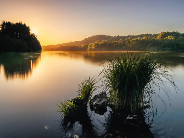 See von Lourdes – Sonnenuntergang 2 – Nathan Ardillon – März 2026