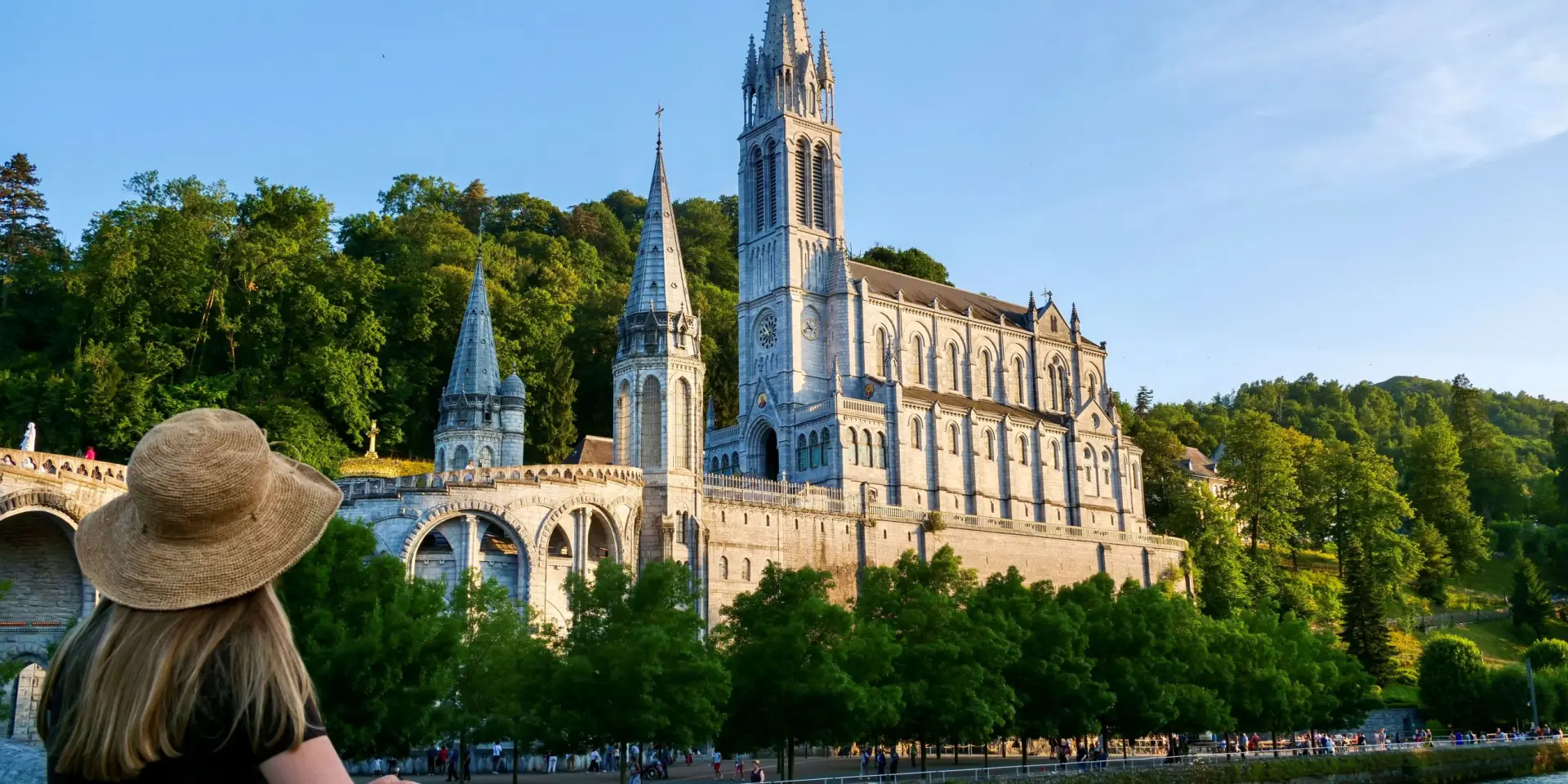 Sanctuaire Lourdes X Le Temps Dun Week End 2025 1