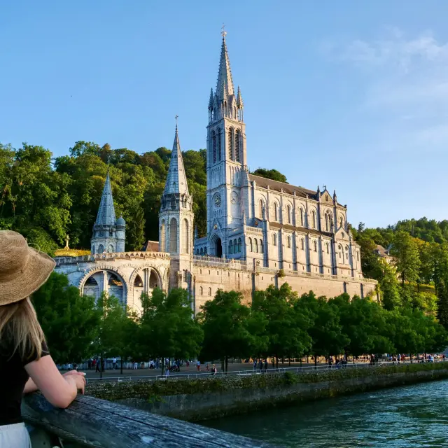 Sanctuaire Lourdes X Le Temps Dun Week End 2025 1