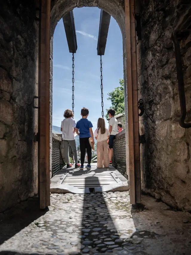 Chateau Fort De Lourdes 217 Yohan Espiaube